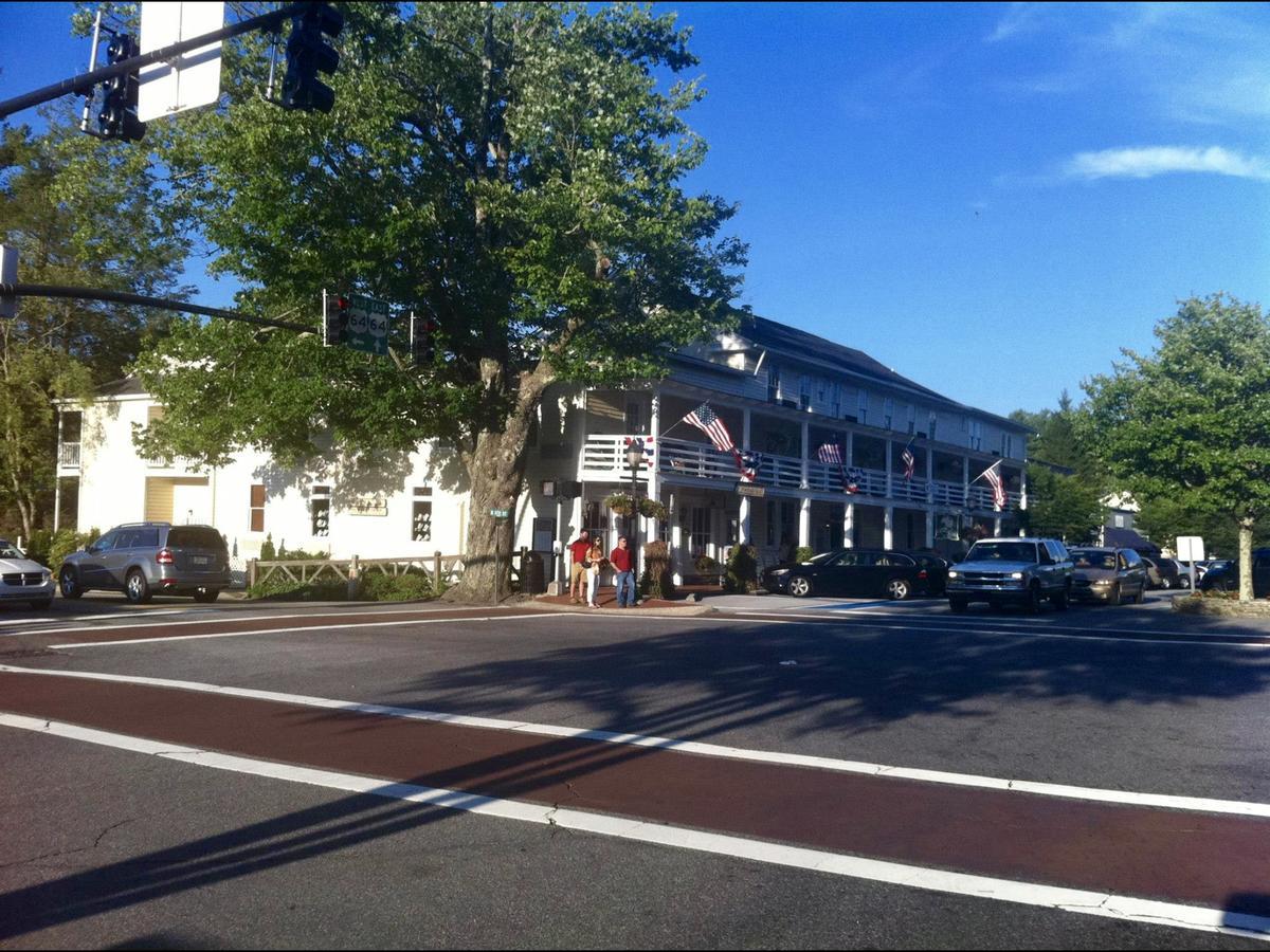 Highlands Inn Exterior foto